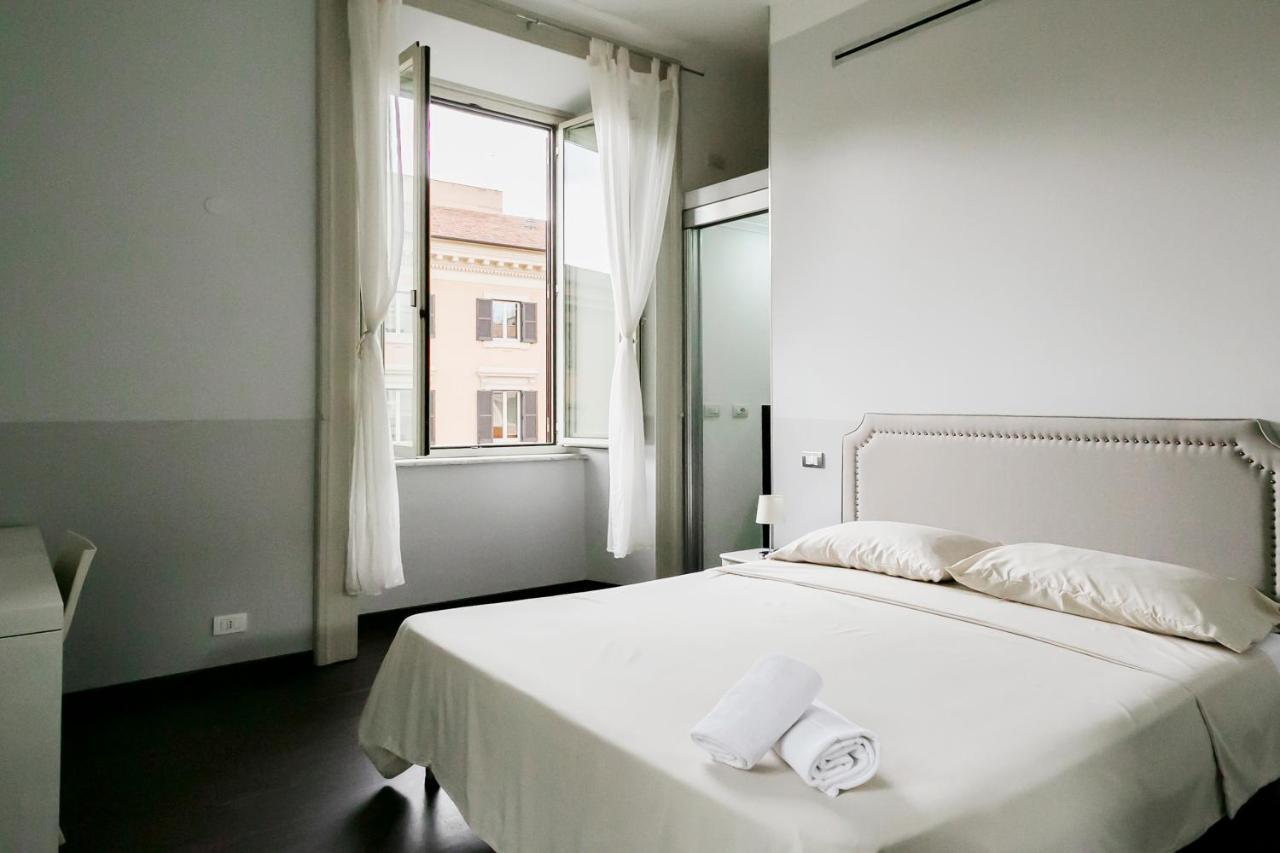 Dm69 - Termini Monti Crossroads Hotel Рим Екстериор снимка