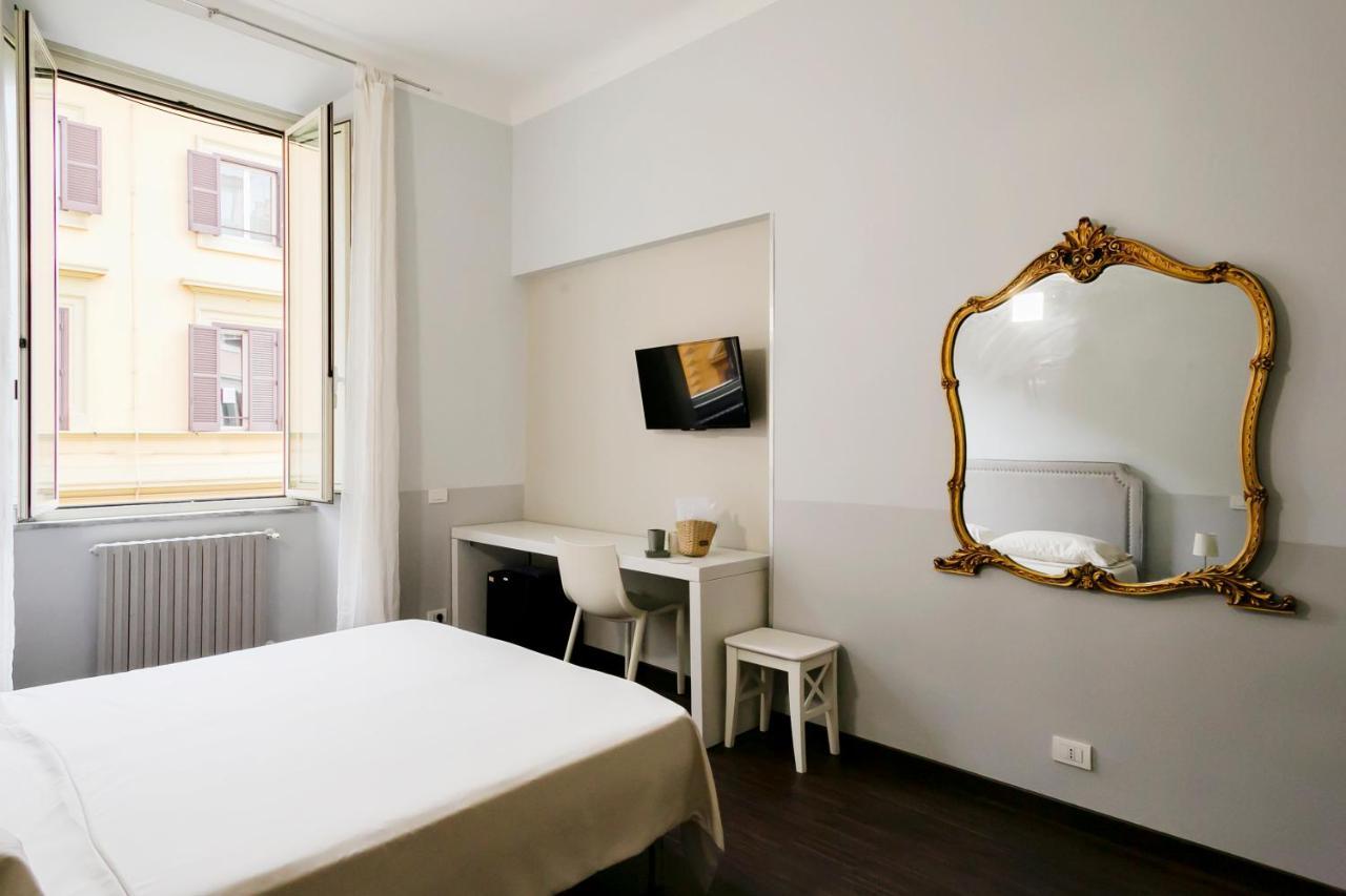 Dm69 - Termini Monti Crossroads Hotel Рим Екстериор снимка